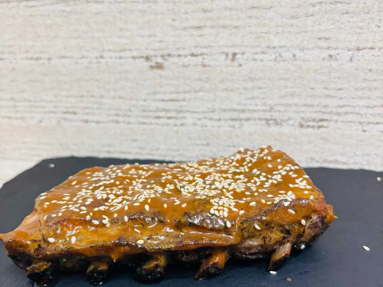 Żeberka w miodzie i tabasco 500 gr