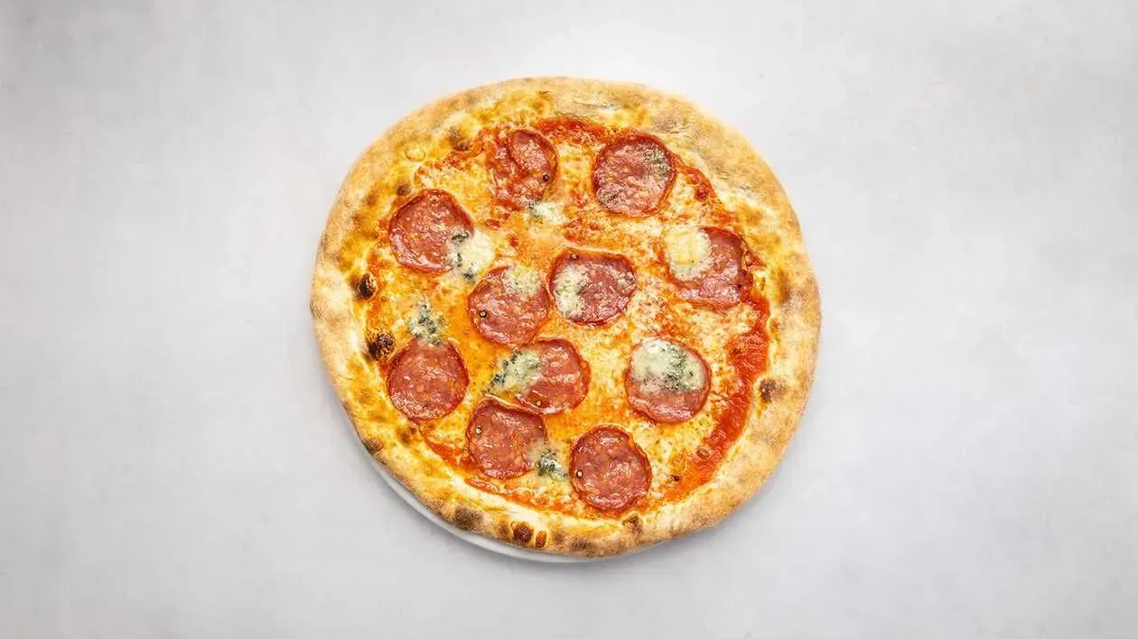 Salami e gorgonzola