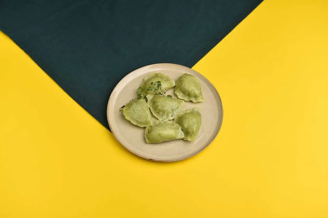 Pierogi ze szpinakiem i serem 6 szt.