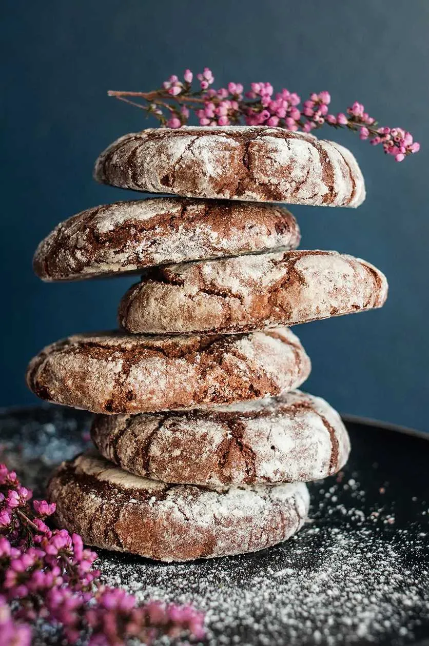 Cracked Chocolate Cookies