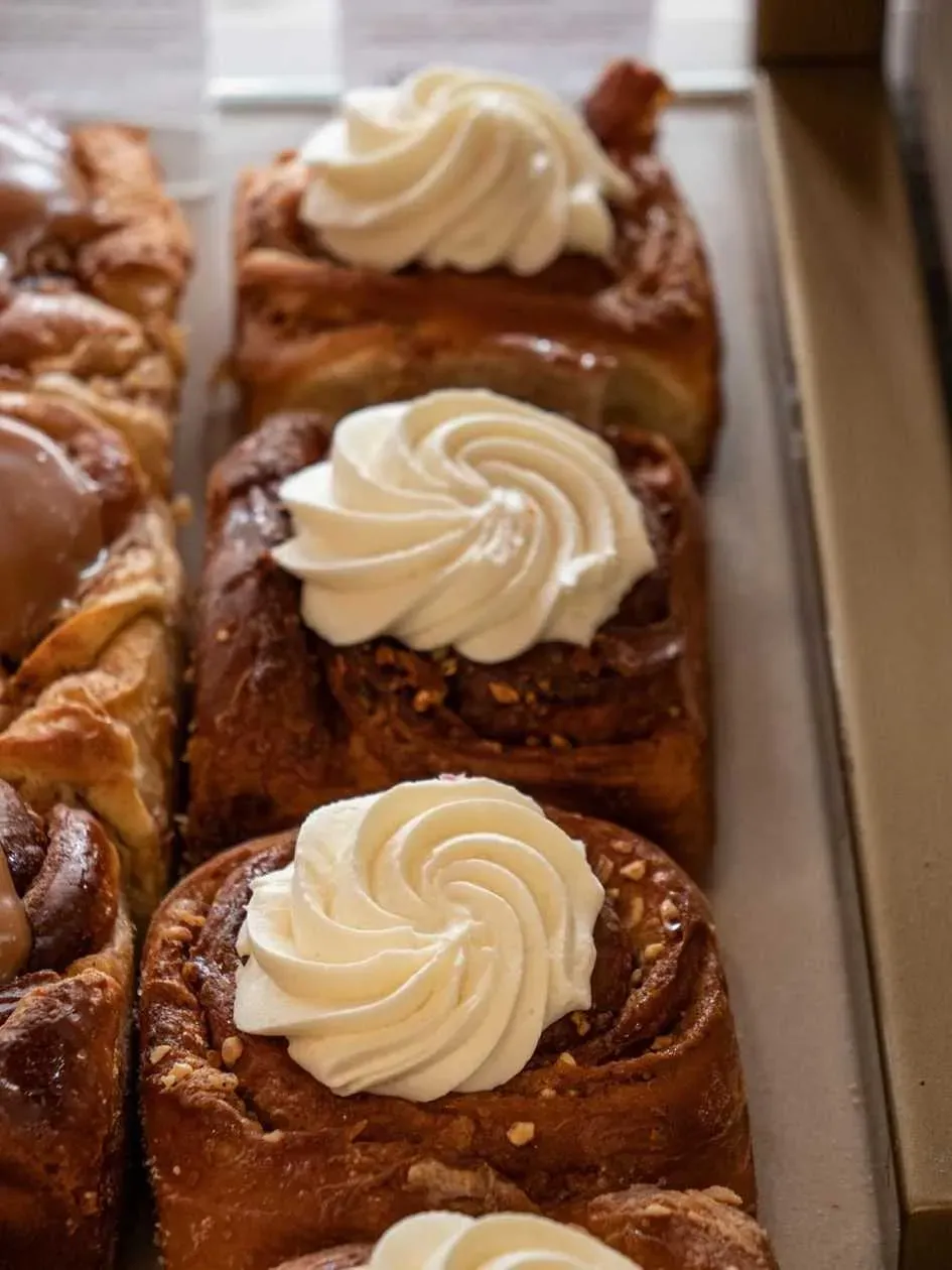 Cinnamon Yeast Cake