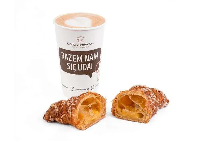 Croissant z cytrynowym kremem patissiere