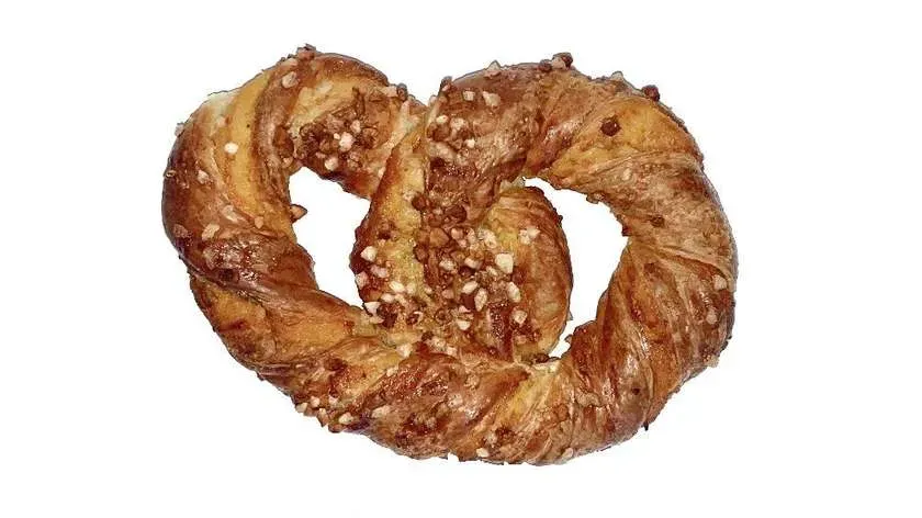 Crusty precel z migdałami