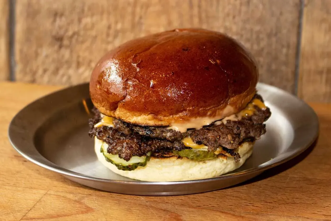 Spicy Cheeseburger