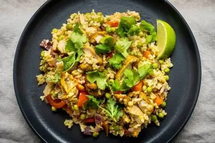 CHICKEN FRIED RICE