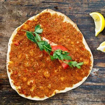 Lahmacun with Lokum Döner