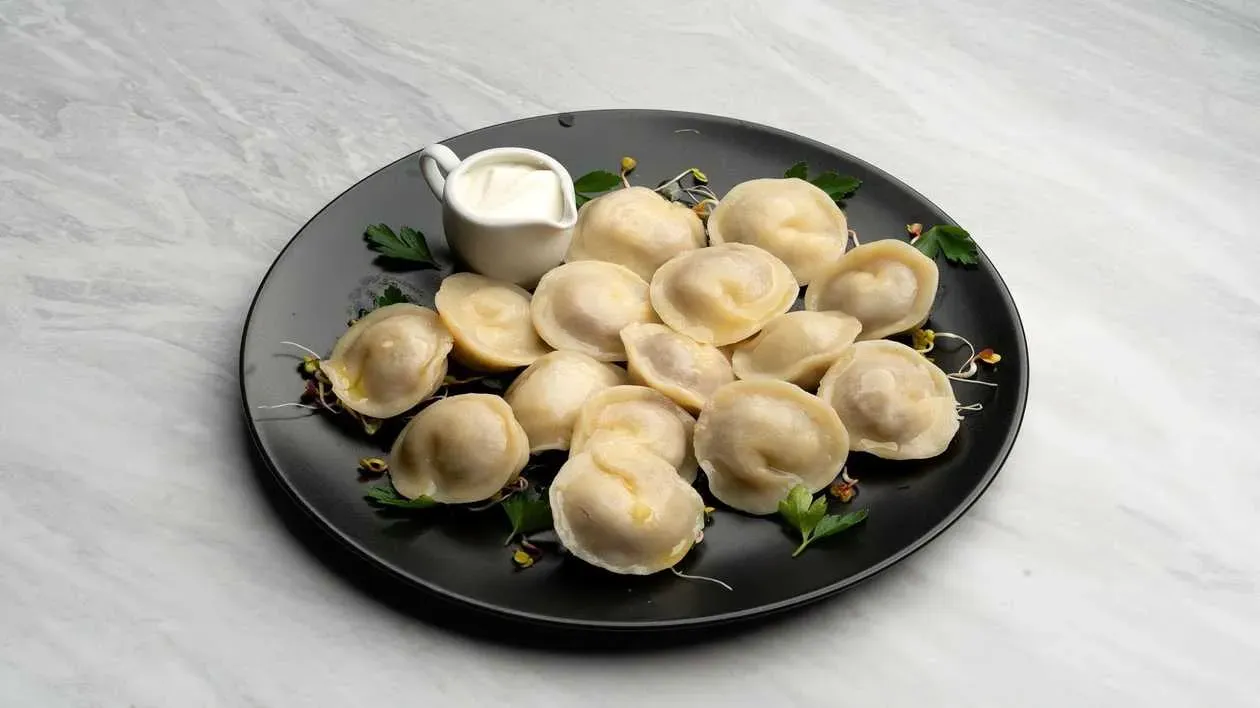 PIELMENI WITH BEEF (20 pcs.)