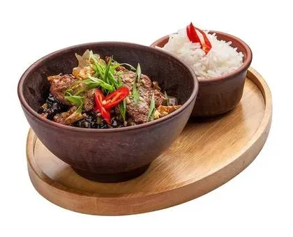 Pork with Lemongrass, Bell Pepper and Chili