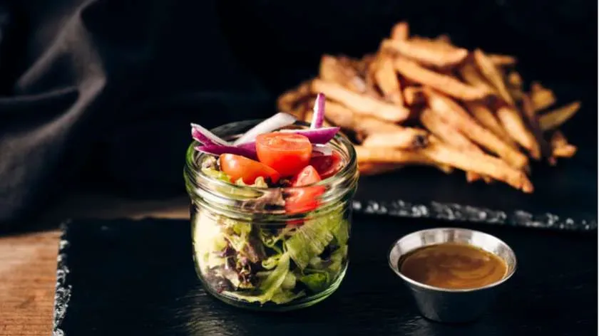 Sałata domowa (VEGAN)