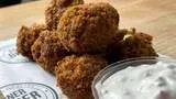 Falafele z sosem jogurtowo miętowym 200g