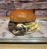 Zestaw Chilli Cheeseburger + Frytki +Cola 0.5l