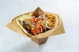 KEBAB W BUŁCE Z FRYTKAMI DUŻY
