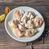 Pierogi z truskawkami Cała Porcja