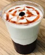 Jogurt z owocami w żelu