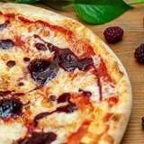Pizza z serem taleggio