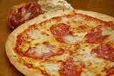 Pizza Salame e Formaggio