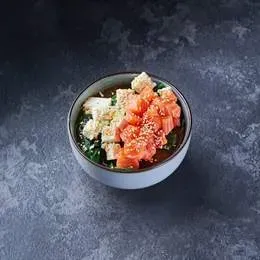 Zupa Miso z łososiem