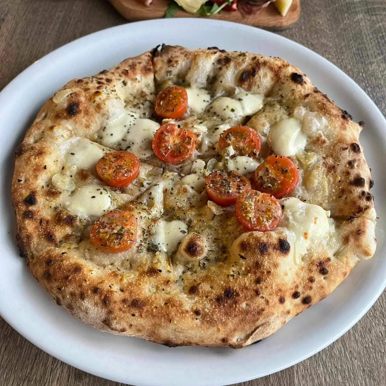 Focaccia Con Pomodorini