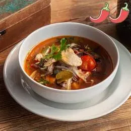 TOM YUM Z KURCZAKIEM