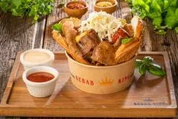 Kebab na Grubym Cieście i z Serem Tureckim