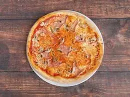Pizza Prosciutto e Funghi