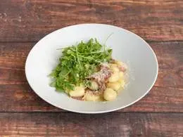 Gnocchi con Prosciutto Crudo