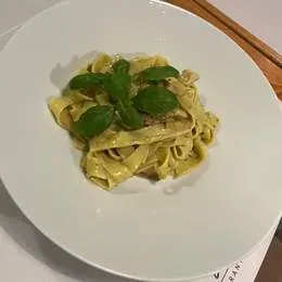 Fettuccine Pesto
