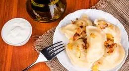 Pierogi z mięsem i okrasą 7szt