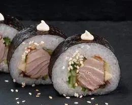 Futomaki tuńczyk grill 6szt