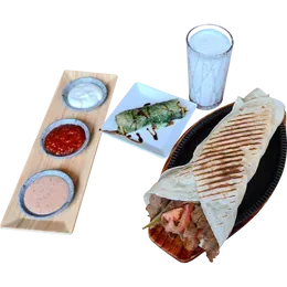 3- ZESTAW Tortilla Kebab wołowy (WRAP +AYRAN + BAKLAWA PISTACJOWA)
