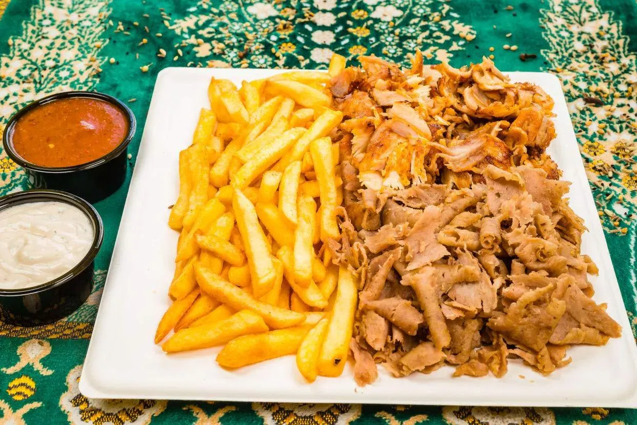 Kebab na Talerzu z mięsem mieszanym (bez surówki)