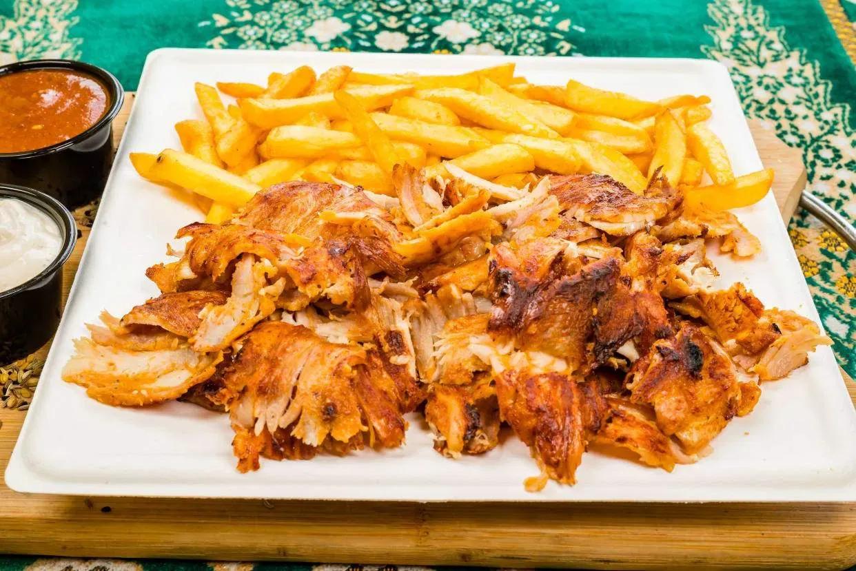 Kebab na Talerzu z Kurczakiem (bez surówki)
