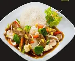 Wołowina chop suey