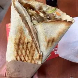 Pita samo mięsa mało