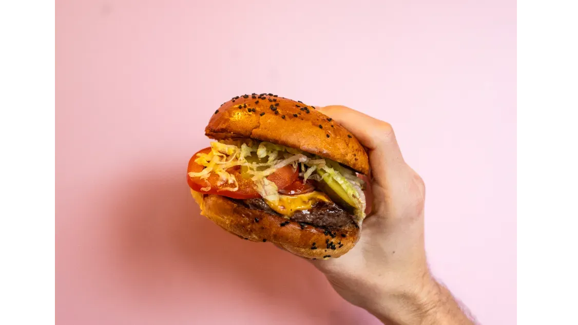 Classic Cheeseburger