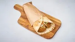 Falafel w zestawie