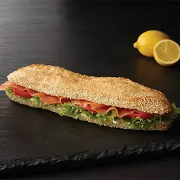 Bagietka z łososiem wędzonym 300g