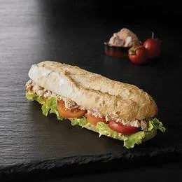 Bagietka z tuńczykiem 300g
