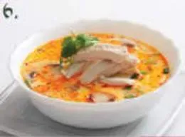 Zupa Tom Yum z krewetkami
