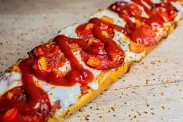 Zapiekanka Pepperoni premium