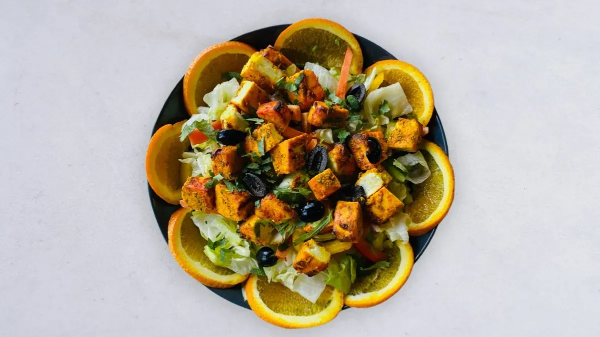 Paneer tikka salad