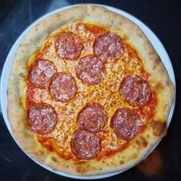 Pizza SALAME