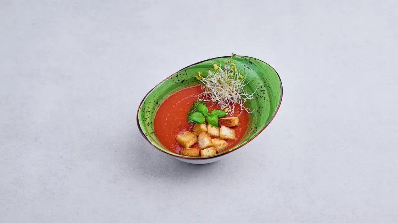Krem z toskańskich pomidorów, pesto