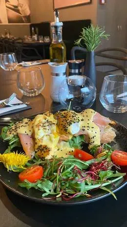 17.Bruschetta z łososiem