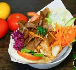 Kebab na grubym cieście