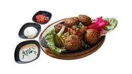 40 - danie falafel