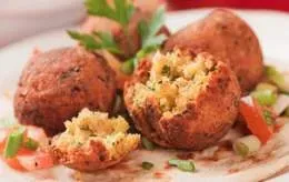 Talerz falafel