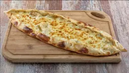 Pide z serem mozzarella