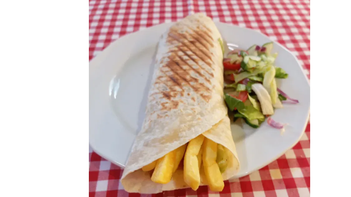 KEBAB S SEREM I FRYTKI