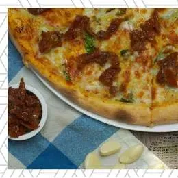 Pizza Tomato
